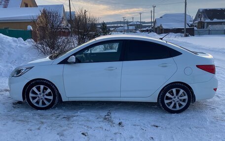 Hyundai Solaris II рестайлинг, 2012 год, 800 000 рублей, 6 фотография