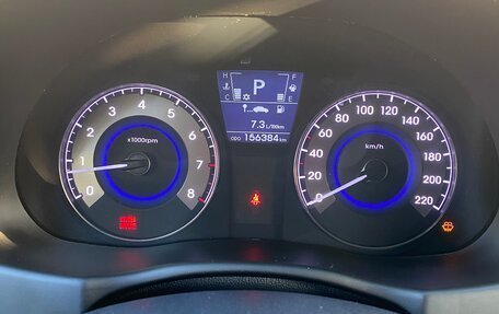 Hyundai Solaris II рестайлинг, 2012 год, 800 000 рублей, 7 фотография