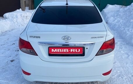 Hyundai Solaris II рестайлинг, 2012 год, 800 000 рублей, 2 фотография
