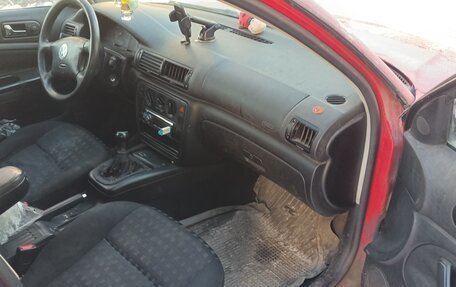 Volkswagen Passat B5+ рестайлинг, 2000 год, 160 000 рублей, 1 фотография