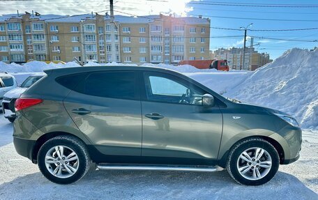 Hyundai ix35 I рестайлинг, 2010 год, 890 000 рублей, 6 фотография