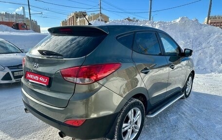 Hyundai ix35 I рестайлинг, 2010 год, 890 000 рублей, 7 фотография