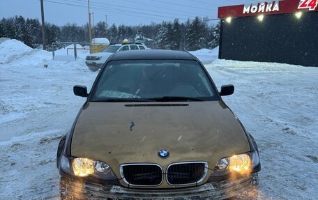 BMW 3 серия, 2004 год, 260 000 рублей, 2 фотография