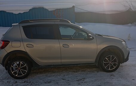 Renault Sandero II рестайлинг, 2019 год, 1 250 000 рублей, 9 фотография