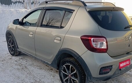 Renault Sandero II рестайлинг, 2019 год, 1 250 000 рублей, 3 фотография