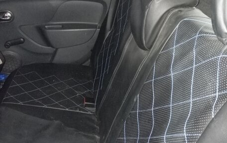 Renault Sandero II рестайлинг, 2019 год, 1 250 000 рублей, 14 фотография