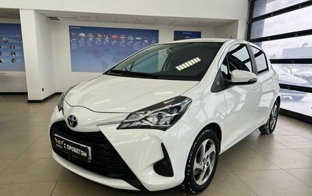 Toyota Yaris III рестайлинг, 2019 год, 1 299 000 рублей, 1 фотография