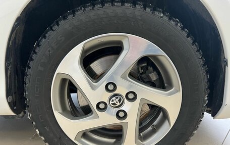 Toyota Yaris III рестайлинг, 2019 год, 1 299 000 рублей, 9 фотография