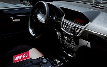 Mercedes-Benz E-Класс, 2011 год, 1 720 000 рублей, 14 фотография