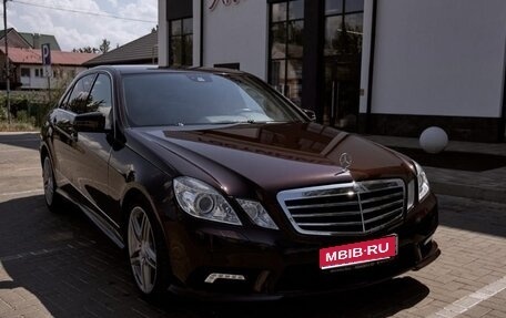 Mercedes-Benz E-Класс, 2011 год, 1 720 000 рублей, 1 фотография