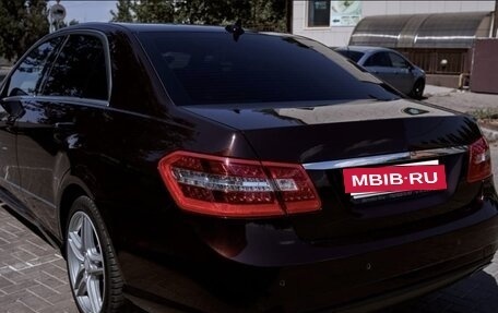 Mercedes-Benz E-Класс, 2011 год, 1 720 000 рублей, 5 фотография