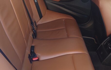 BMW 3 серия, 2012 год, 1 900 000 рублей, 14 фотография