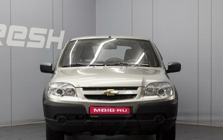Chevrolet Niva I рестайлинг, 2015 год, 890 000 рублей, 3 фотография