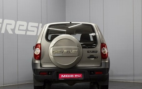 Chevrolet Niva I рестайлинг, 2015 год, 890 000 рублей, 4 фотография