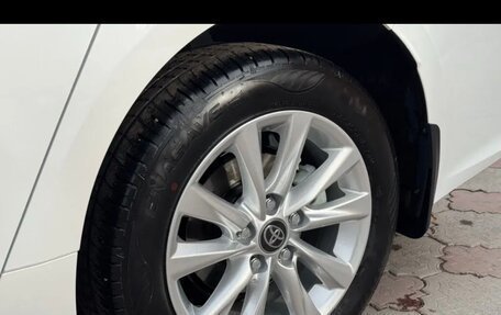 Toyota Corolla, 2023 год, 1 700 000 рублей, 5 фотография