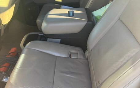 Toyota Sequoia II рестайлинг, 2008 год, 3 150 000 рублей, 12 фотография