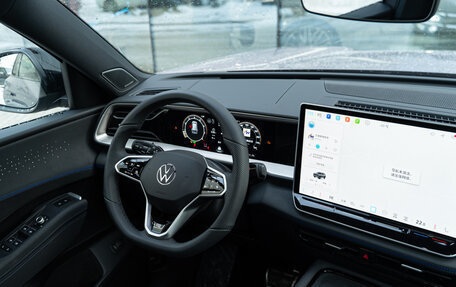 Volkswagen Teramont, 2025 год, 6 790 000 рублей, 9 фотография