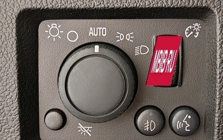 Hummer H3, 2005 год, 1 199 000 рублей, 15 фотография