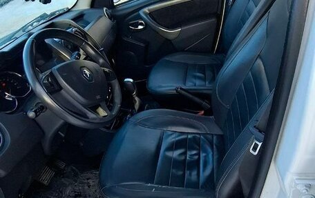 Renault Duster I рестайлинг, 2017 год, 1 200 000 рублей, 9 фотография