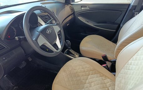 Hyundai Solaris II рестайлинг, 2015 год, 765 000 рублей, 7 фотография