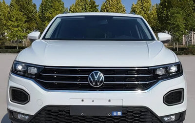 Volkswagen T-Roc I, 2022 год, 1 957 000 рублей, 1 фотография