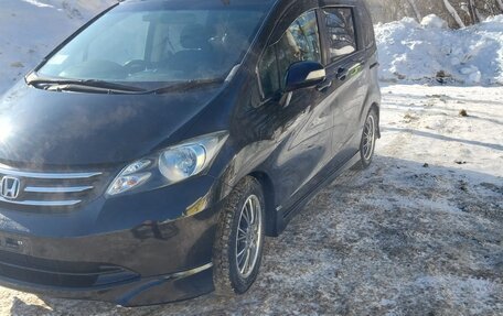 Honda Freed I, 2011 год, 1 199 000 рублей, 1 фотография