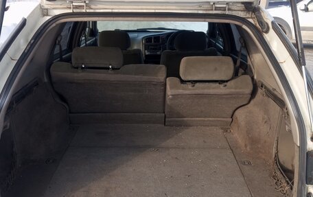 Nissan Avenir II, 1998 год, 330 000 рублей, 8 фотография