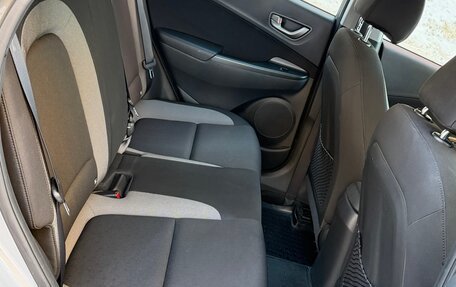 Hyundai Kona I, 2020 год, 1 830 000 рублей, 24 фотография