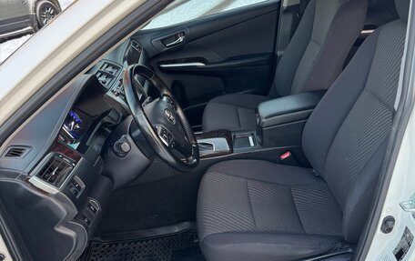 Toyota Camry, 2017 год, 2 520 000 рублей, 10 фотография