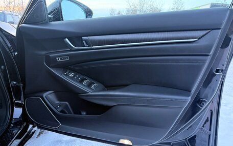 Honda Accord IX рестайлинг, 2022 год, 2 999 000 рублей, 16 фотография