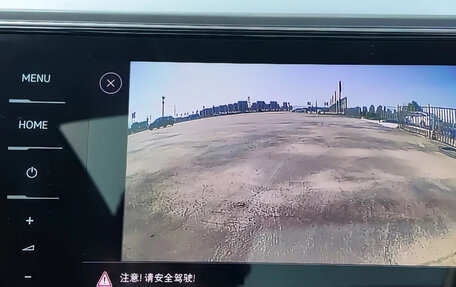 Volkswagen T-Roc I, 2022 год, 1 957 000 рублей, 12 фотография