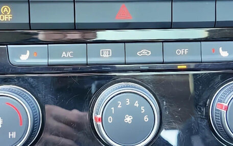 Volkswagen T-Roc I, 2022 год, 1 957 000 рублей, 11 фотография