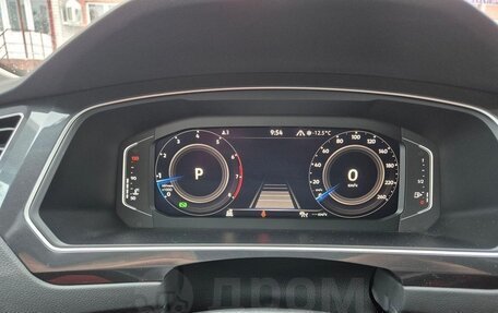 Volkswagen Tiguan II, 2021 год, 4 000 000 рублей, 23 фотография