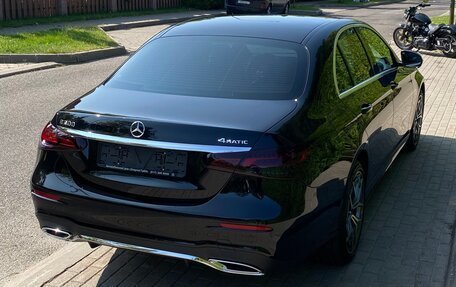 Mercedes-Benz E-Класс, 2020 год, 4 000 000 рублей, 5 фотография