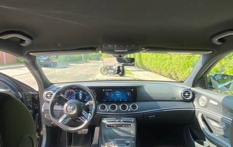 Mercedes-Benz E-Класс, 2020 год, 4 000 000 рублей, 9 фотография