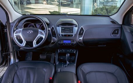 Hyundai ix35 I рестайлинг, 2013 год, 1 145 000 рублей, 16 фотография