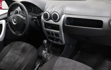 Renault Logan I, 2013 год, 587 000 рублей, 8 фотография