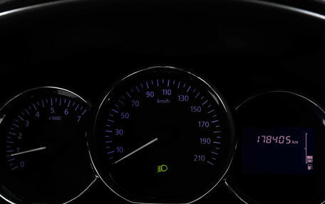 Renault Logan II, 2014 год, 630 000 рублей, 11 фотография