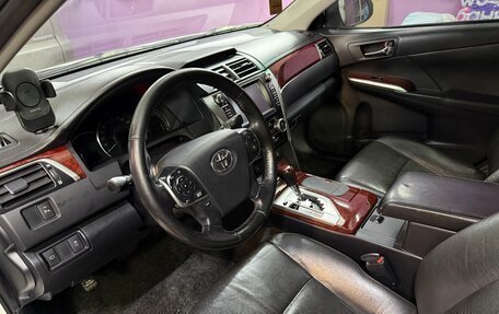 Toyota Camry, 2014 год, 1 850 000 рублей, 13 фотография