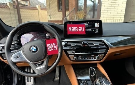 BMW 5 серия, 2022 год, 6 600 000 рублей, 10 фотография