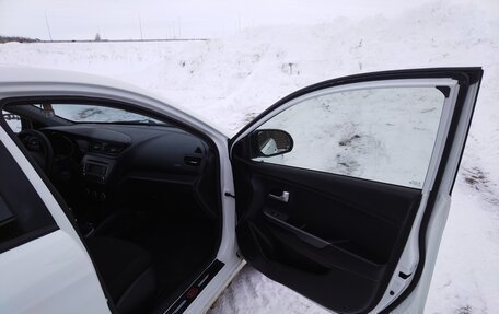 KIA Rio III рестайлинг, 2017 год, 860 000 рублей, 8 фотография