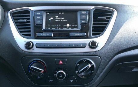 Hyundai Solaris II рестайлинг, 2018 год, 1 330 000 рублей, 15 фотография