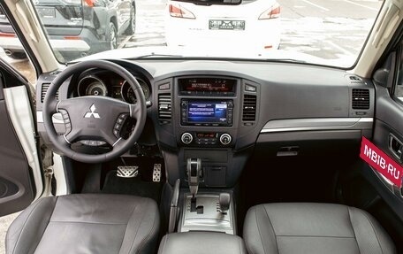 Mitsubishi Pajero IV, 2019 год, 2 455 000 рублей, 16 фотография