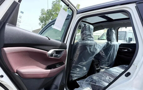 Toyota Urban Cruiser, 2026 год, 3 130 133 рублей, 8 фотография