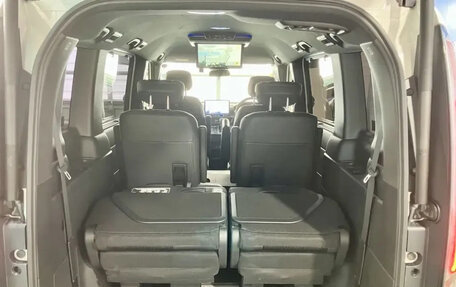 Honda Stepwgn, 2022 год, 2 727 000 рублей, 9 фотография