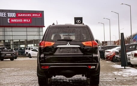 Mitsubishi Pajero Sport II рестайлинг, 2015 год, 1 765 000 рублей, 5 фотография