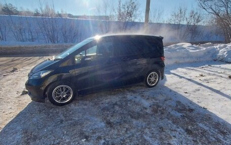 Honda Freed I, 2011 год, 1 199 000 рублей, 3 фотография