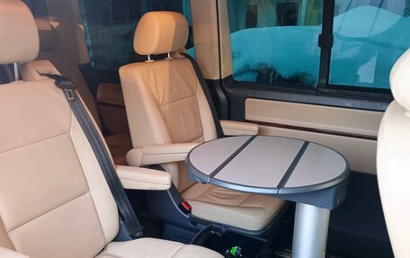 Volkswagen Multivan T5, 2011 год, 2 100 000 рублей, 4 фотография