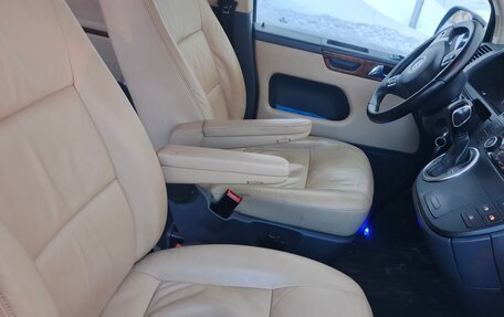 Volkswagen Multivan T5, 2011 год, 2 100 000 рублей, 3 фотография