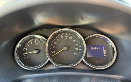 Renault Logan II, 2015 год, 950 000 рублей, 13 фотография